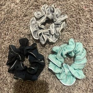 COPY - lululemon scrunchies